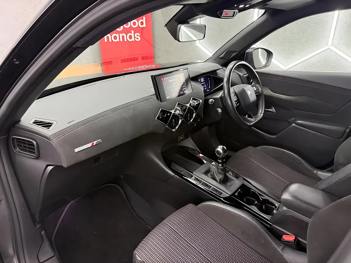 Used 2020 DS Automobiles DS 3 Crossback Performance Line Grey - Interior and Exterior details 14
