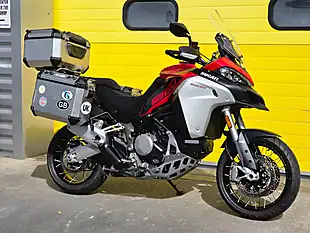 Used 2020 Ducati Multistrada 1260 S Enduro Red - Interior and Exterior details 3