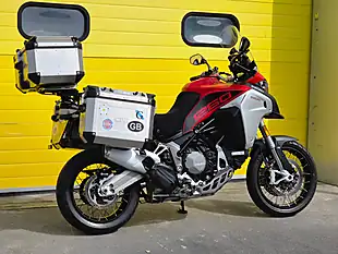 Used 2020 Ducati Multistrada 1260 S Enduro Red - Interior and Exterior details 4