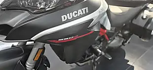 Used 2020 Ducati Multistrada 950 S Spoked Gp White - Interior and Exterior details 4