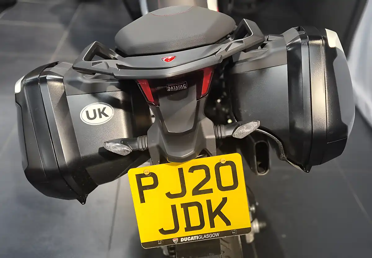 Used 2020 Ducati Multistrada 950 S Spoked Gp White - Interior and Exterior details 9