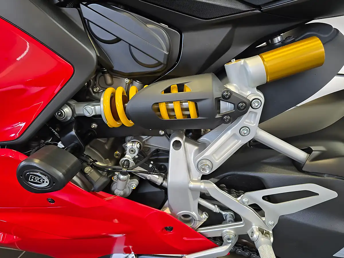 Used 2020 Ducati Panigale V2 Red - Interior and Exterior details 17