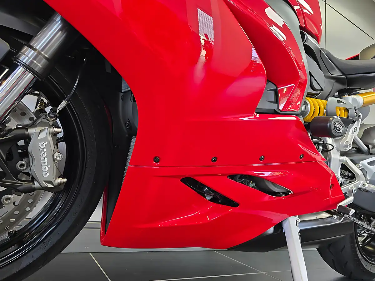 Used 2020 Ducati Panigale V2 Red - Interior and Exterior details 18