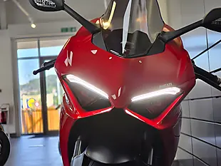 Used 2020 Ducati Panigale V2 Red - Interior and Exterior details 19