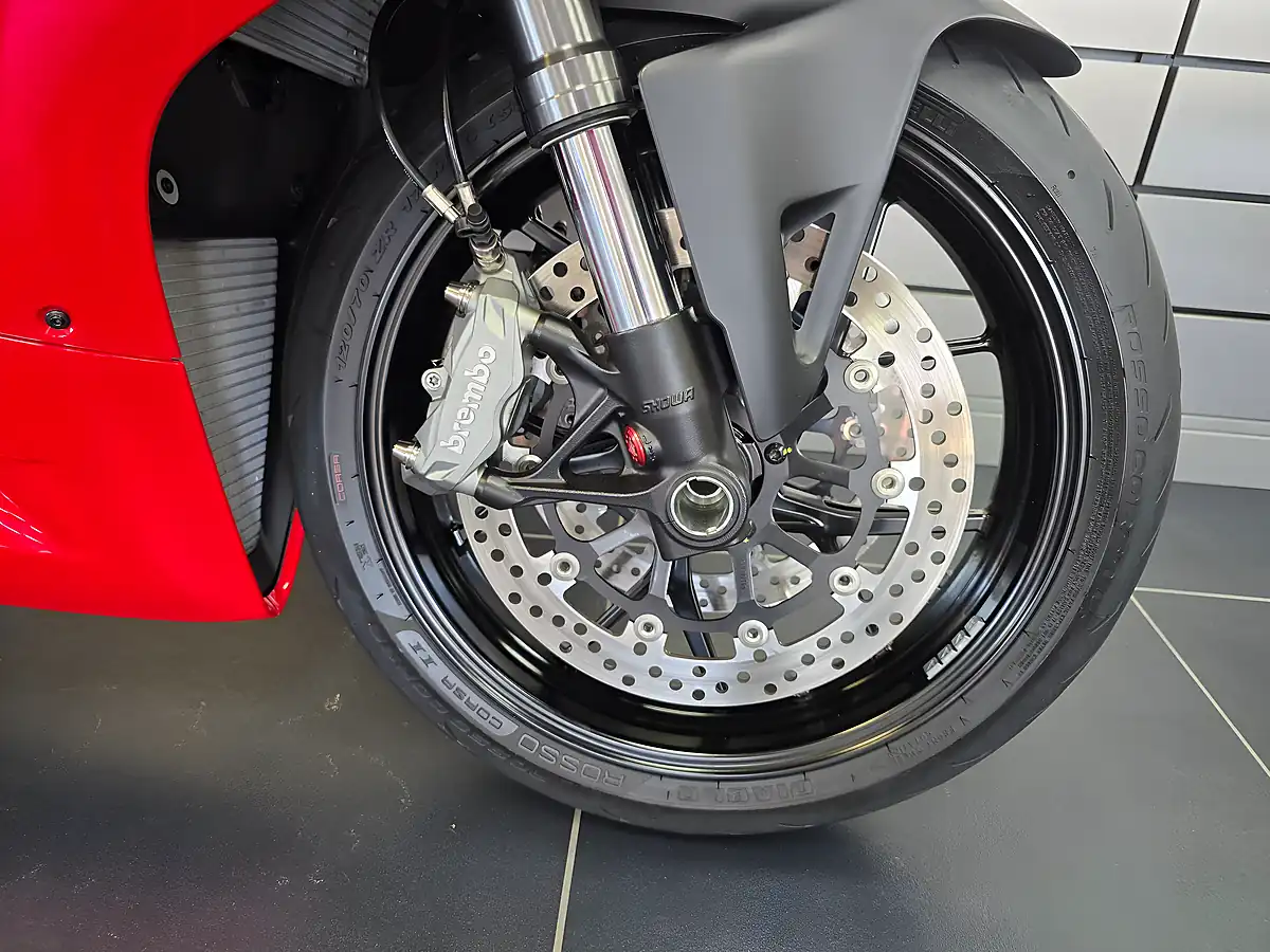 Used 2020 Ducati Panigale V2 Red - Interior and Exterior details 4