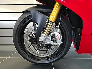 Used 2020 Ducati Panigale V4 S Red - Interior and Exterior details 16
