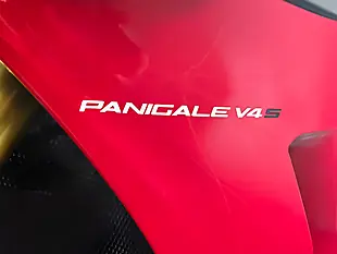 Used 2020 Ducati Panigale V4 S Red - Interior and Exterior details 20