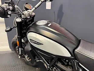 Used 2020 Ducati Scrambler - Interior and Exterior details 18