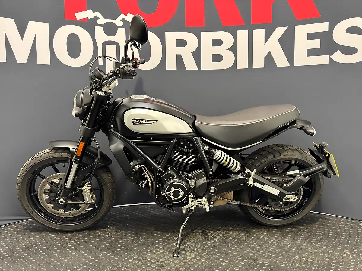 Used 2020 Ducati Scrambler - Interior and Exterior details 4
