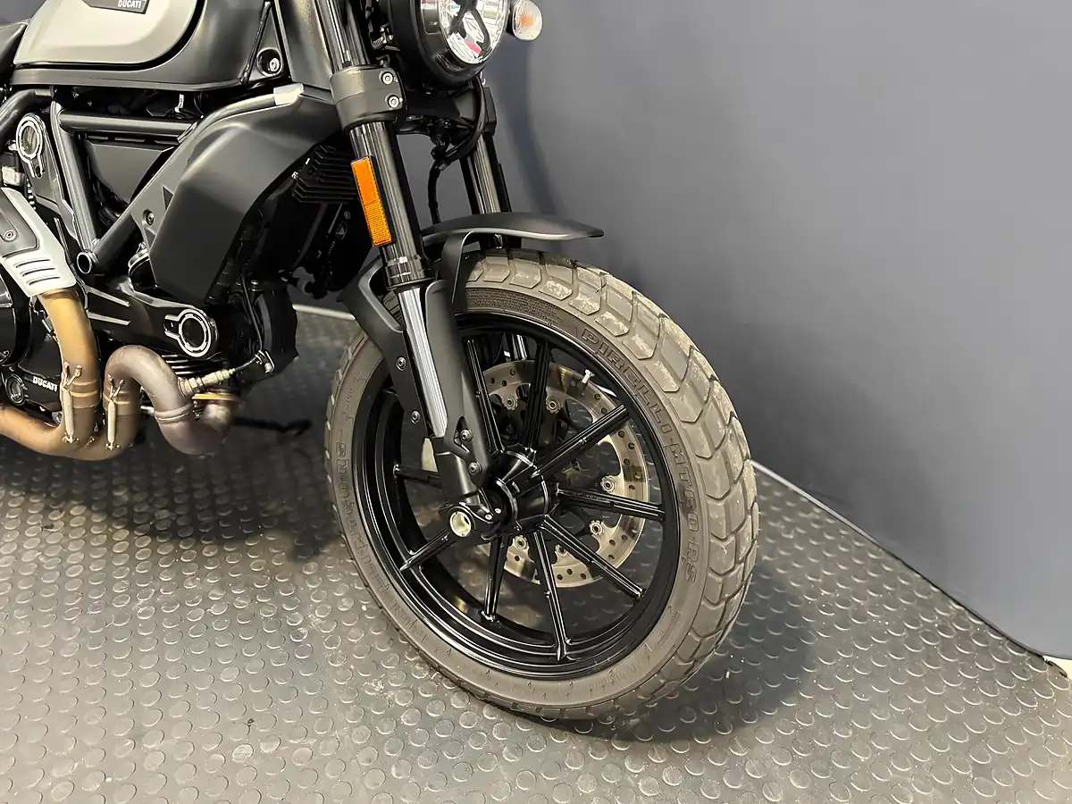 Used 2020 Ducati Scrambler - Interior and Exterior details 6