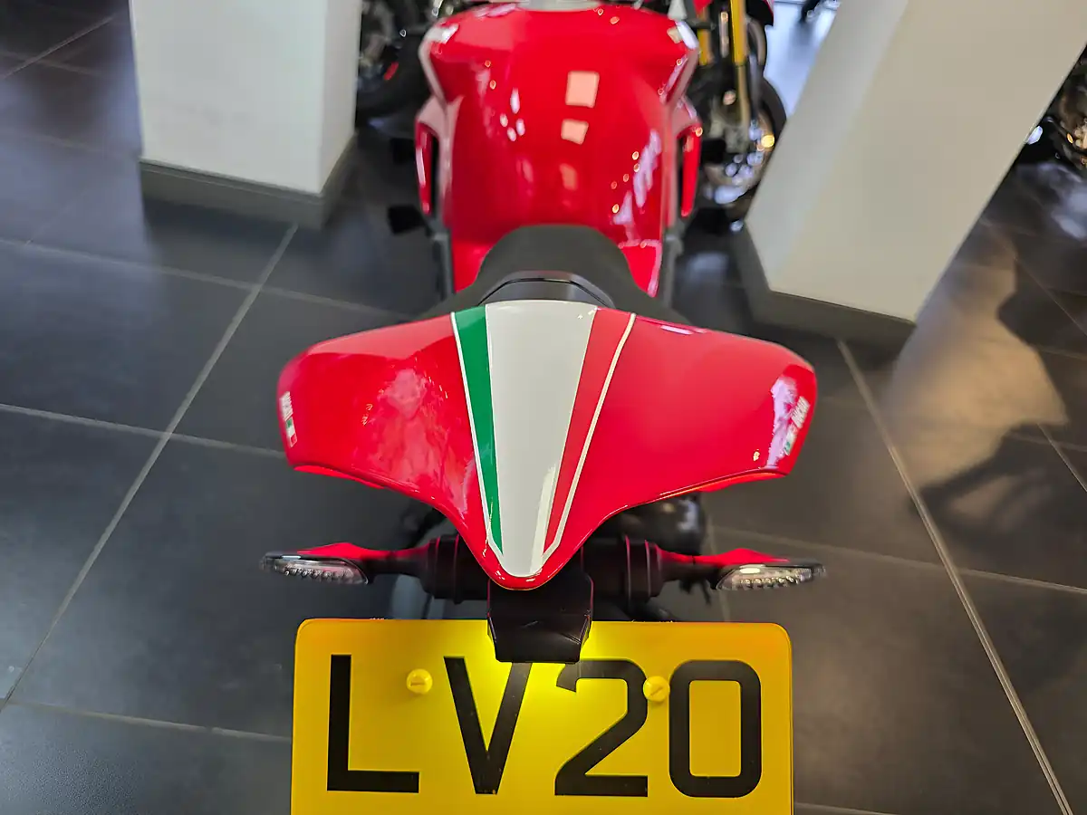 Used 2020 Ducati Streetfighter V4 S Red - Interior and Exterior details 13