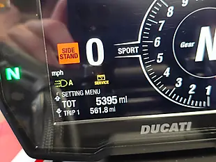 Used 2020 Ducati Streetfighter V4 S Red - Interior and Exterior details 14