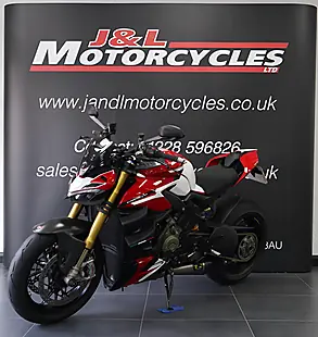 Used 2020 Ducati Streetfighter V4 S Red - Interior and Exterior details 5