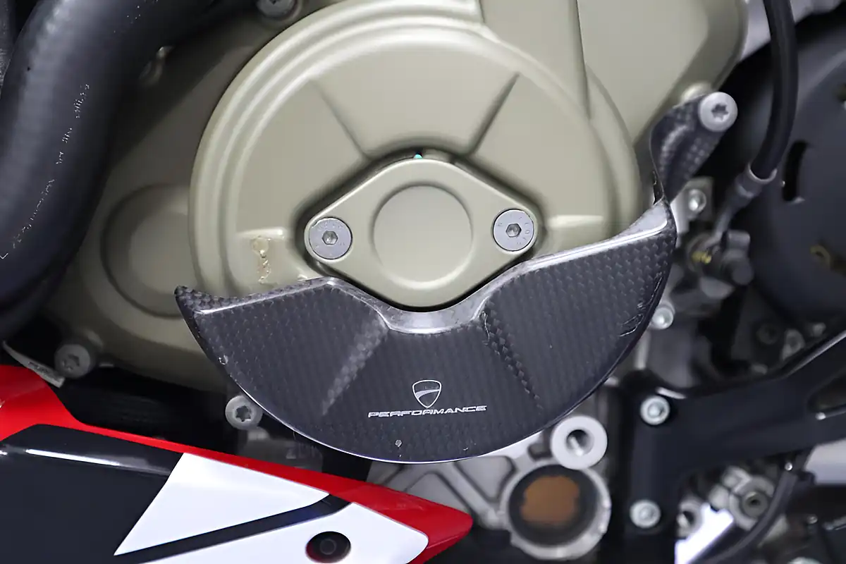 Used 2020 Ducati Streetfighter V4 S Red - Interior and Exterior details 9