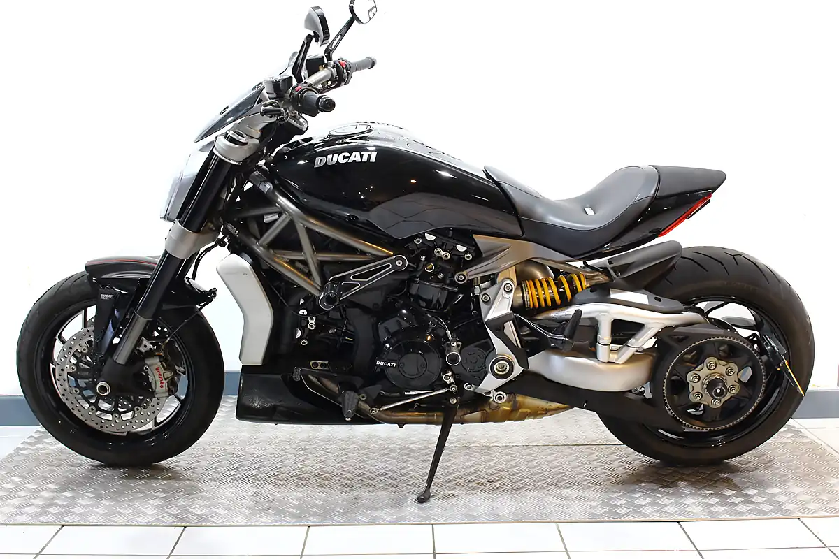 Used 2020 Ducati X-Diavel S Black - Interior and Exterior details 10