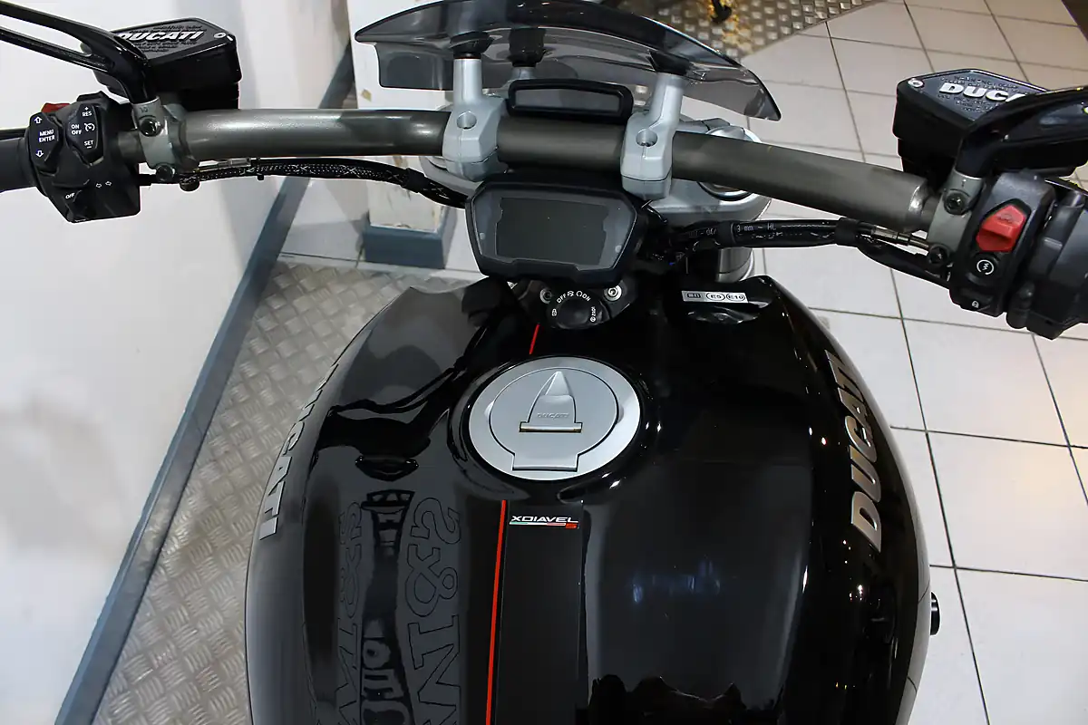 Used 2020 Ducati X-Diavel S Black - Interior and Exterior details 9