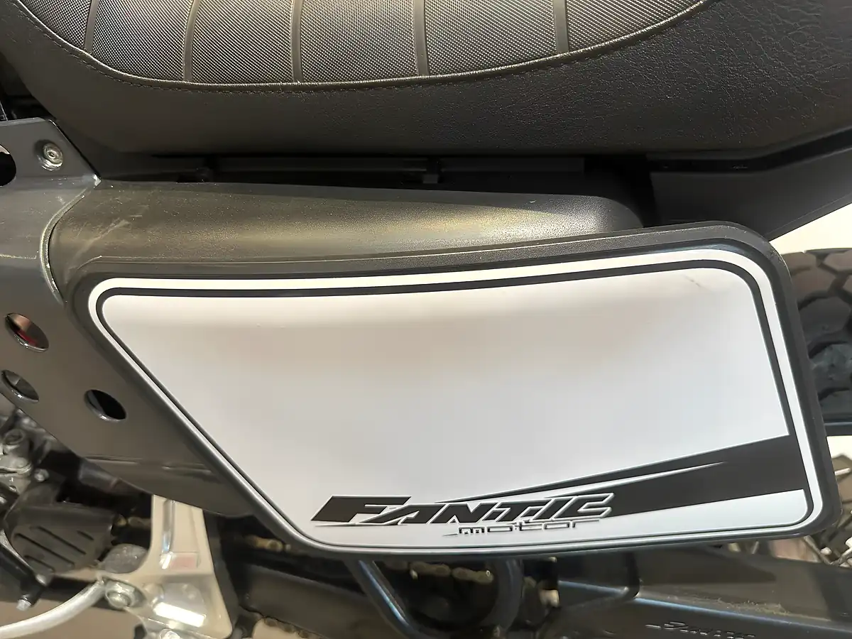 Used 2020 Fantic Flat Track 500 Matt Black Metallic - Interior and Exterior details 12
