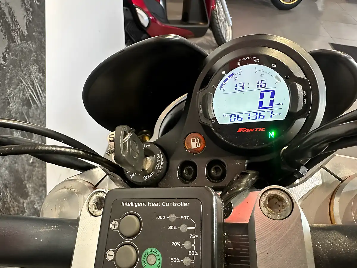 Used 2020 Fantic Flat Track 500 Matt Black Metallic - Interior and Exterior details 5