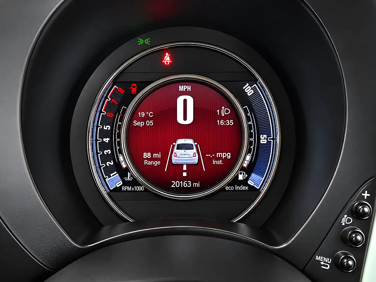 Used 2020 Fiat 500 Launch Edition Dew Green - Interior and Exterior details 17