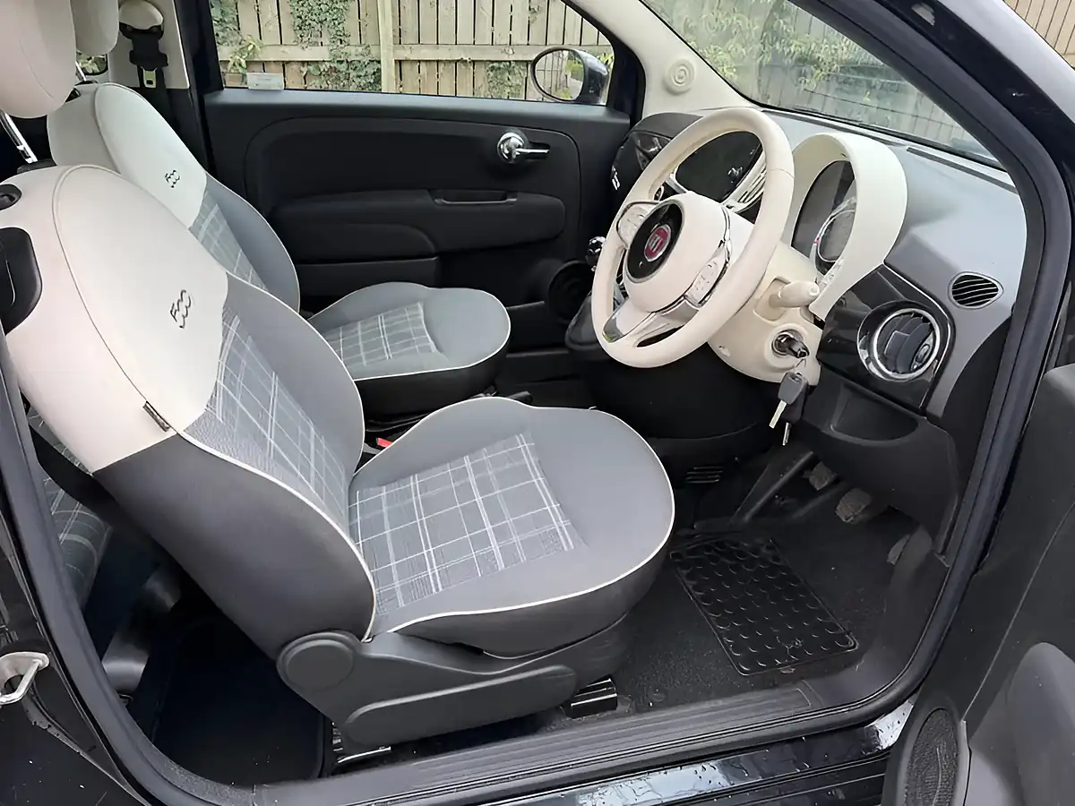 Used 2020 Fiat 500 Lounge Black - Interior and Exterior details 14