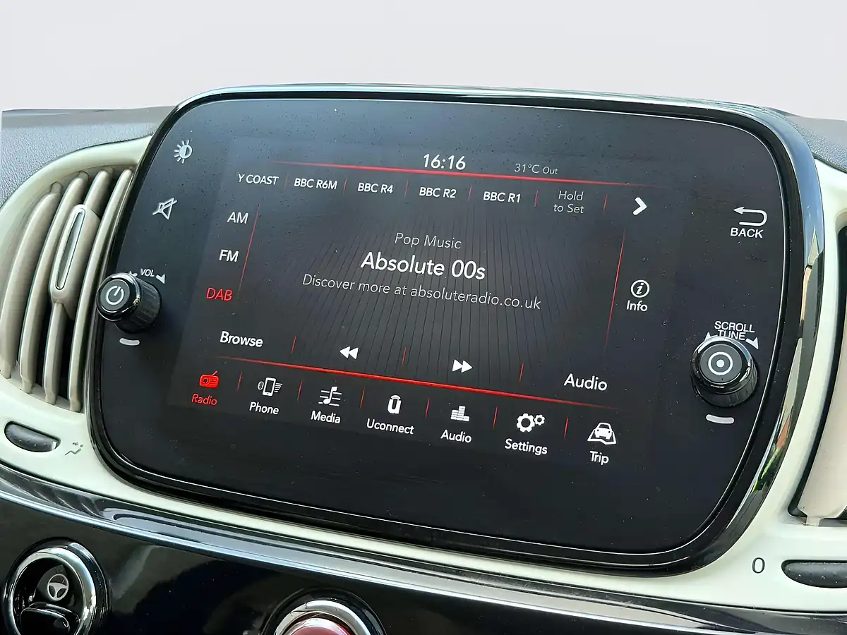 Used 2020 Fiat 500 Lounge Black - Interior and Exterior details 16