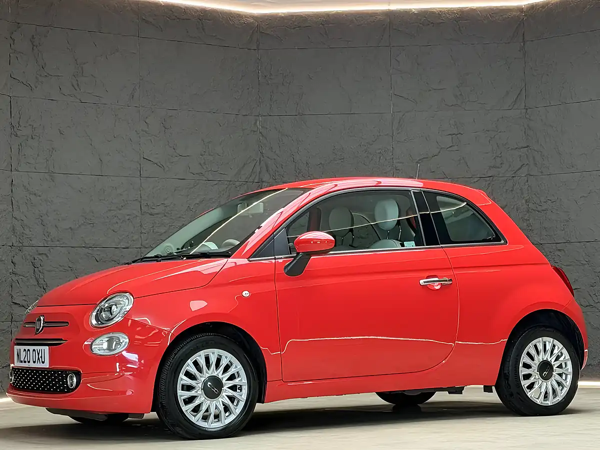 Used 2020 Fiat 500 Lounge Glam Coral - Interior and Exterior details 3