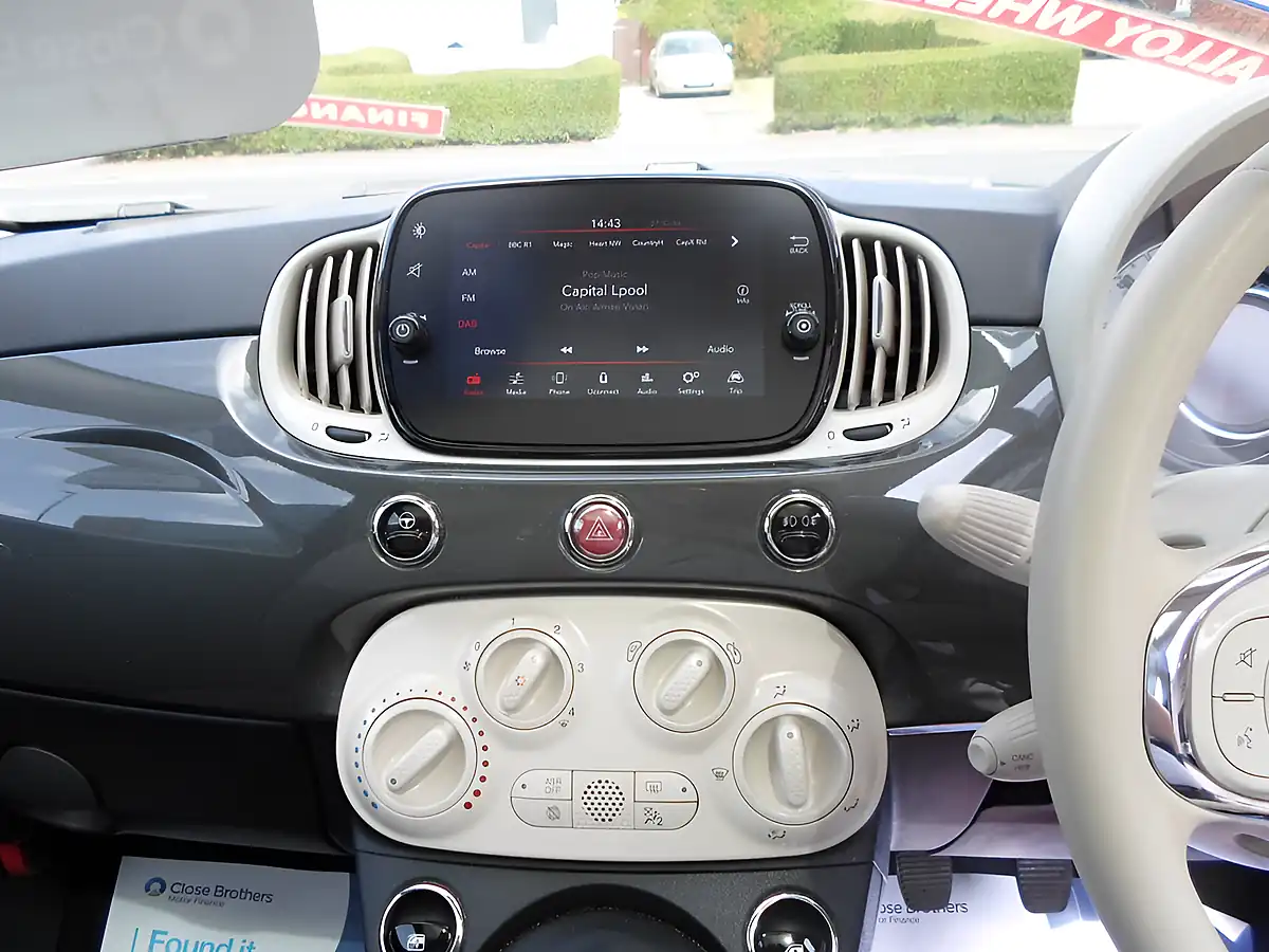 Used 2020 Fiat 500 Lounge Grigio Moda - Interior and Exterior details 6