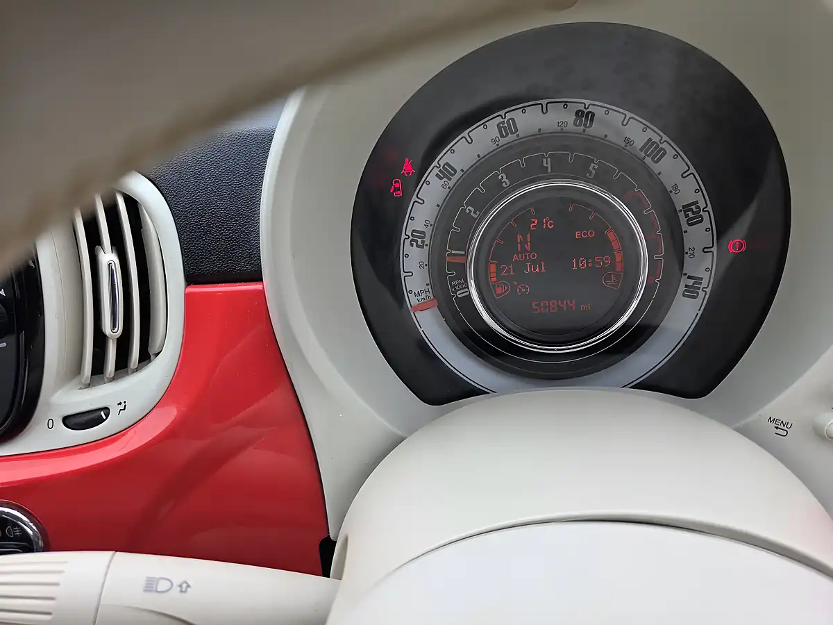Used 2020 Fiat 500 Lounge Pink - Interior and Exterior details 11