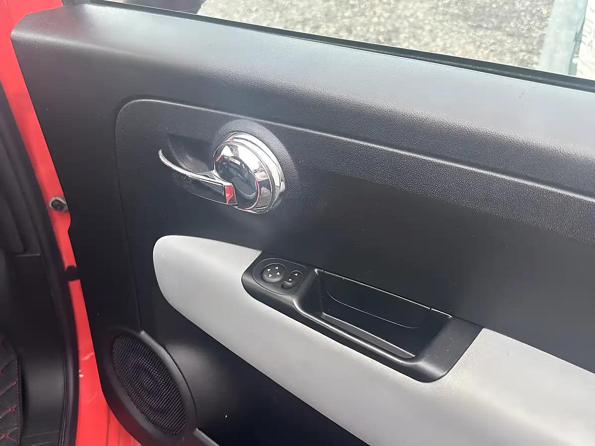 Used 2020 Fiat 500 Pop Pink - Interior and Exterior details 12