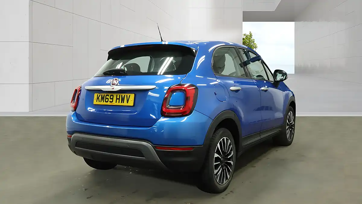 Used 2020 Fiat 500X City Cross Blue - Interior and Exterior details 5