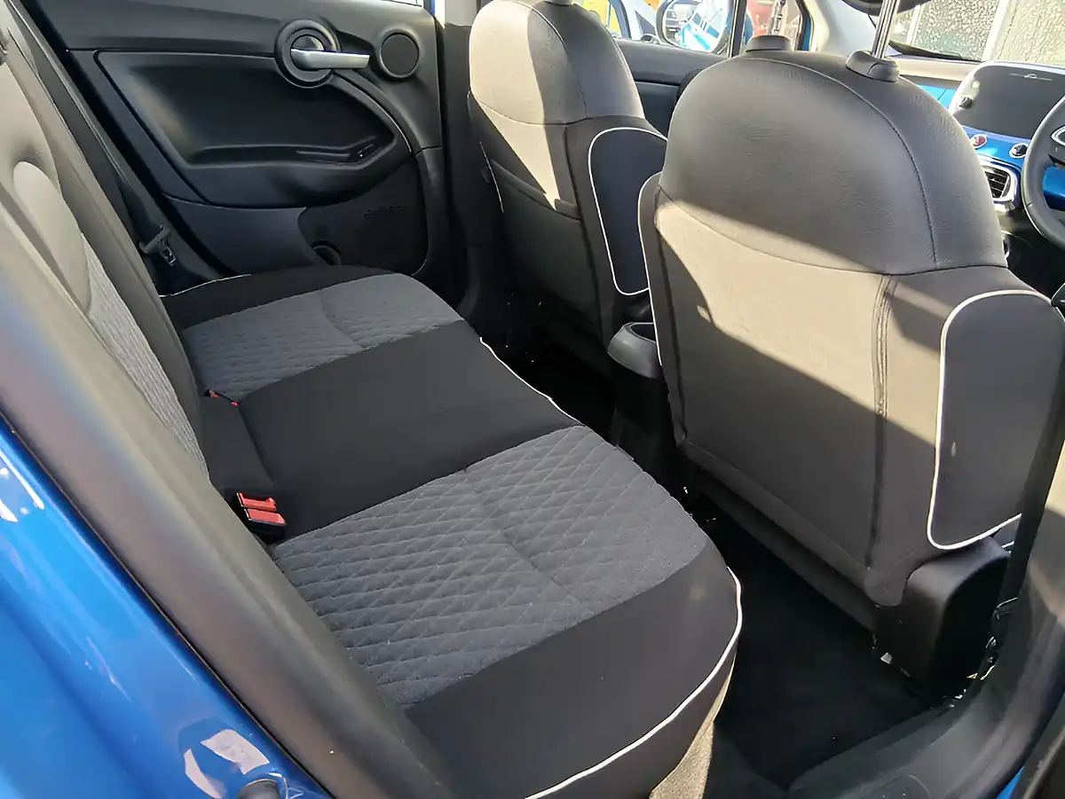 Used 2020 Fiat 500X City Cross Blue - Interior and Exterior details 13