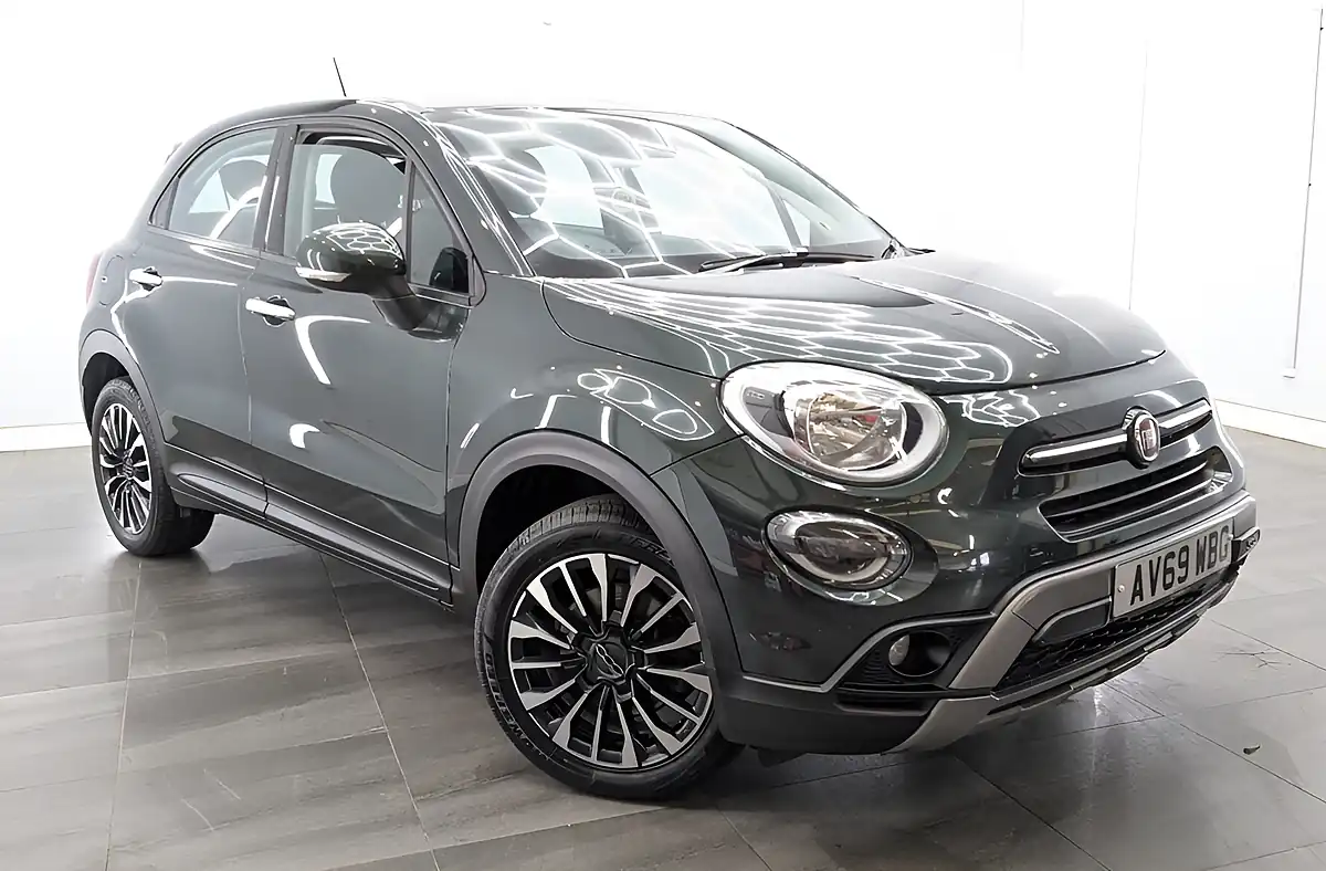 Used 2020 Fiat 500x City Cross Green - Front View
