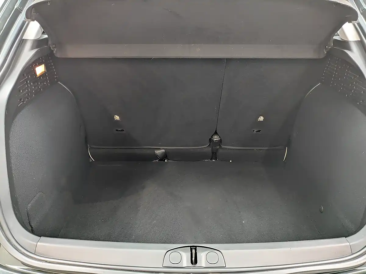 Used 2020 Fiat 500x City Cross Green - Interior and Exterior details 10