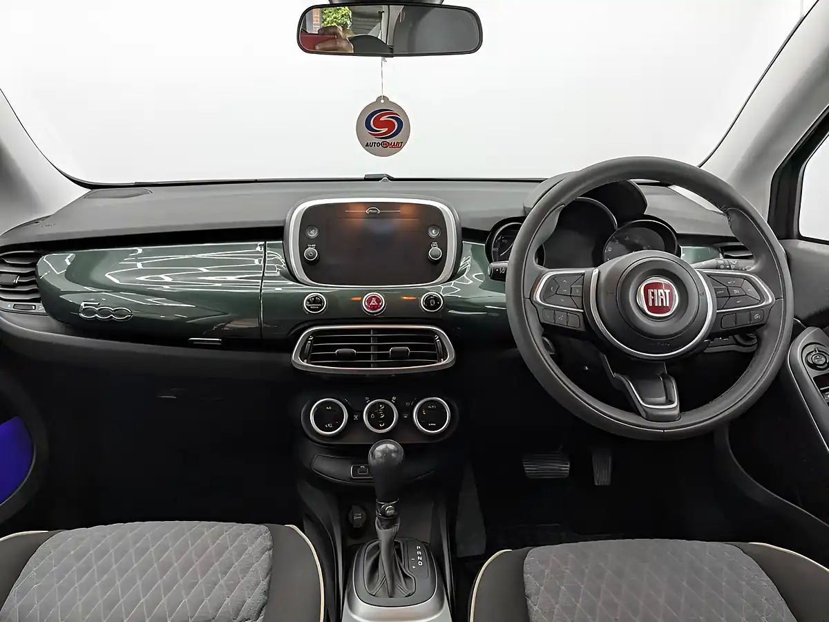 Used 2020 Fiat 500x City Cross Green - Interior and Exterior details 16