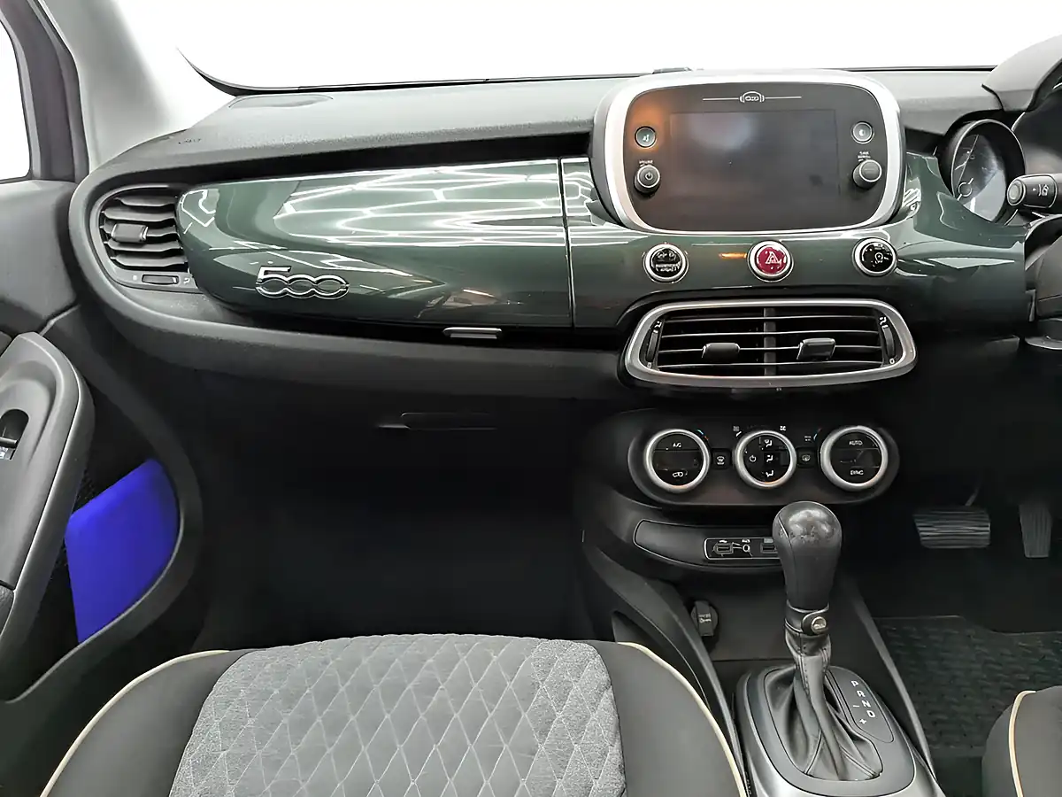 Used 2020 Fiat 500x City Cross Green - Interior and Exterior details 18