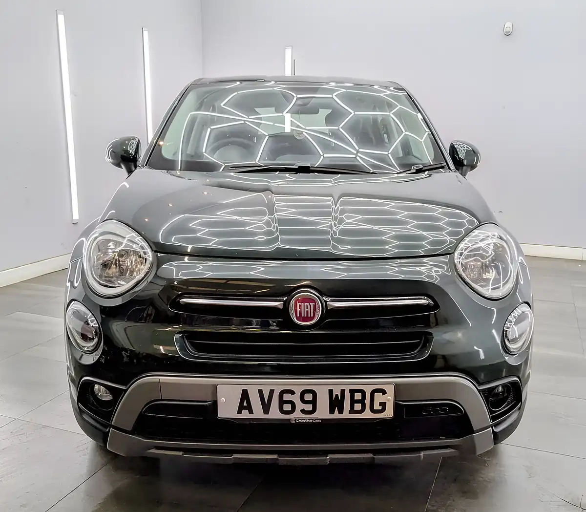 Used 2020 Fiat 500x City Cross Green - Interior and Exterior details 4