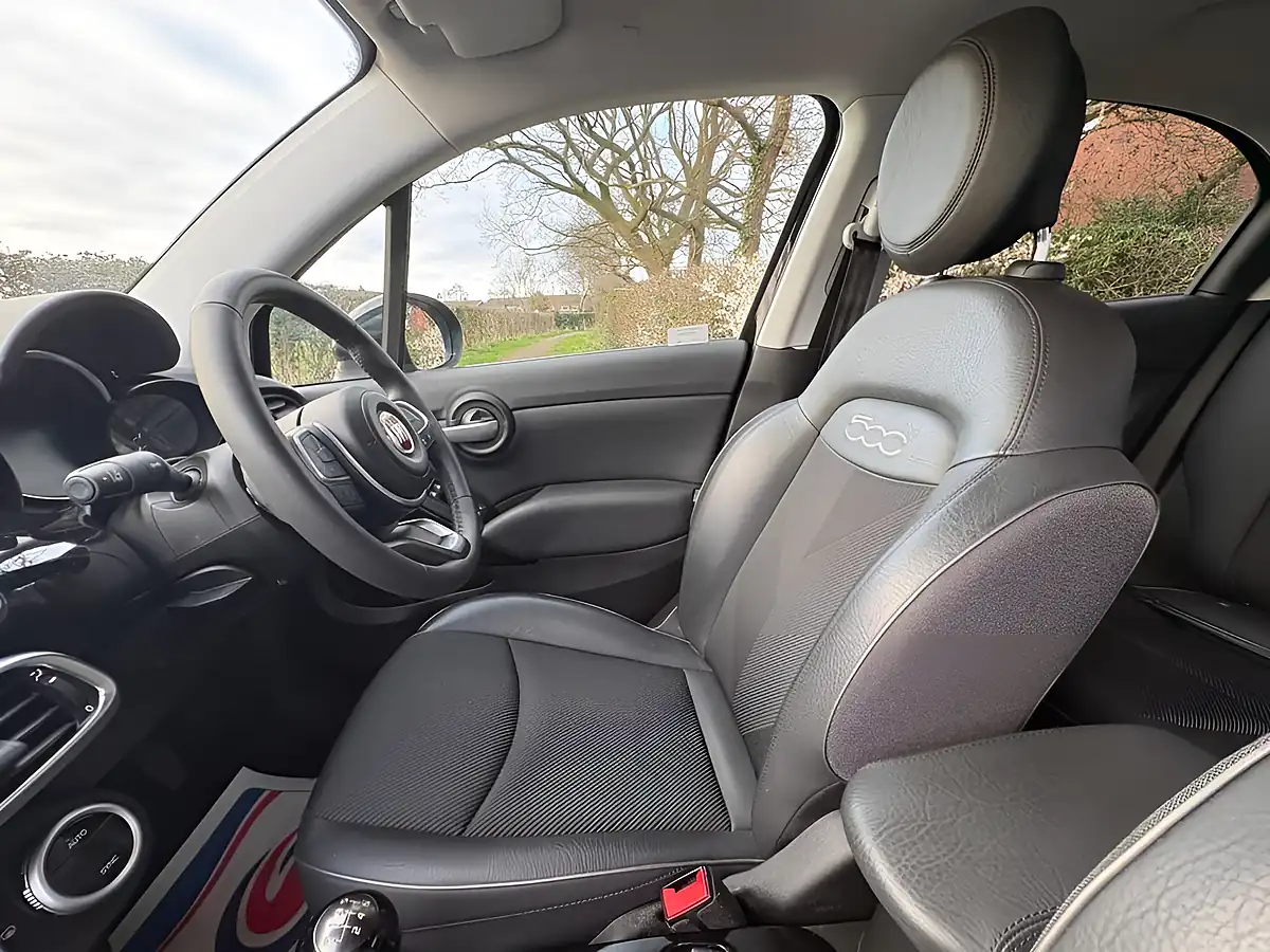 Used 2020 Fiat 500X Cross Plus Black - Interior and Exterior details 10