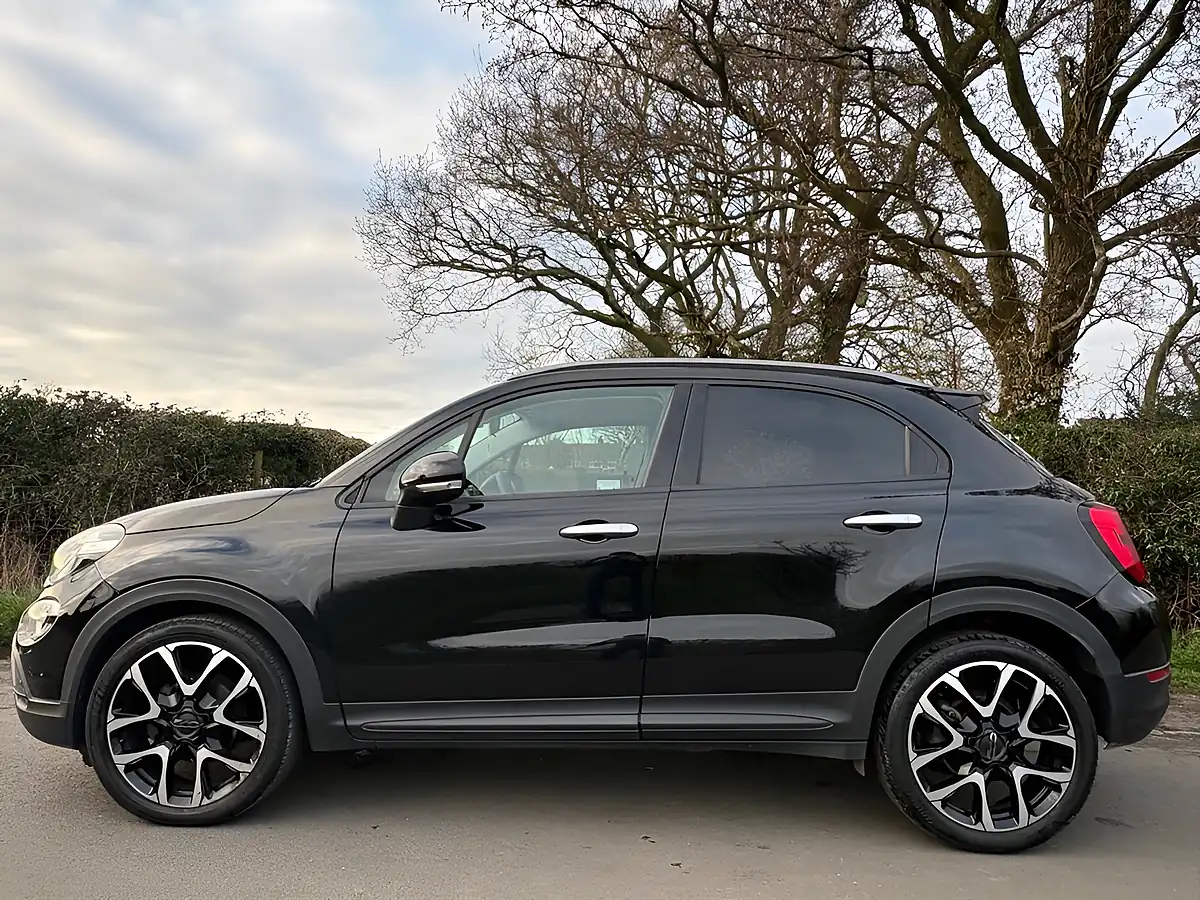 Used 2020 Fiat 500X Cross Plus Black - Interior and Exterior details 4