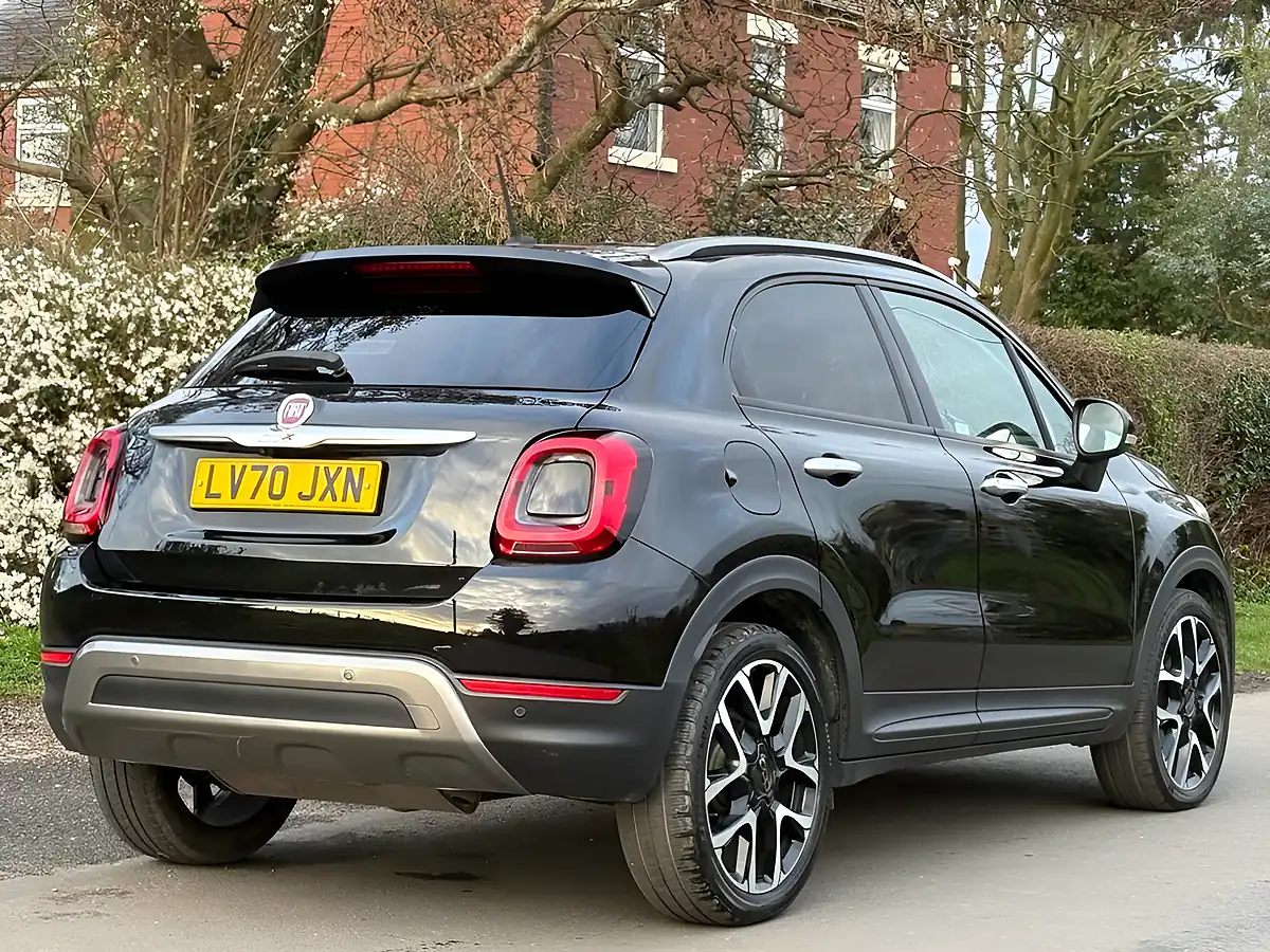 Used 2020 Fiat 500X Cross Plus Black - Interior and Exterior details 8