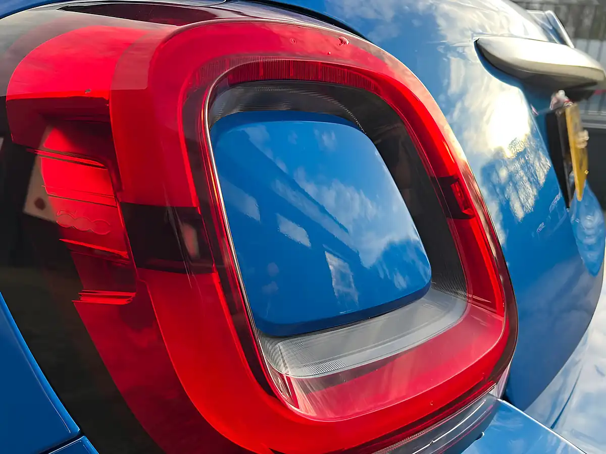 Used 2020 Fiat 500X Cross Plus Blue - Interior and Exterior details 13