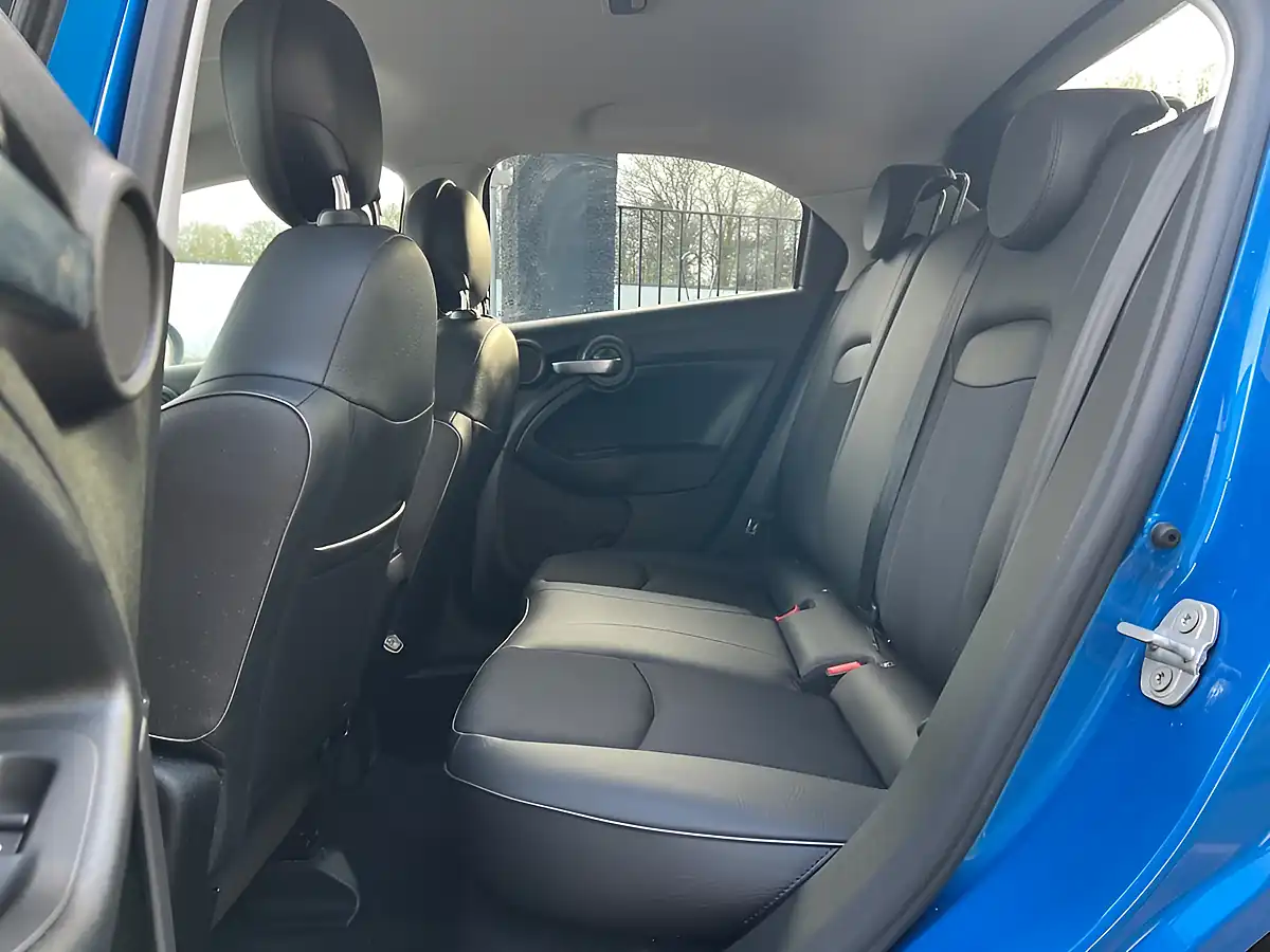 Used 2020 Fiat 500X Cross Plus Blue - Interior and Exterior details 15