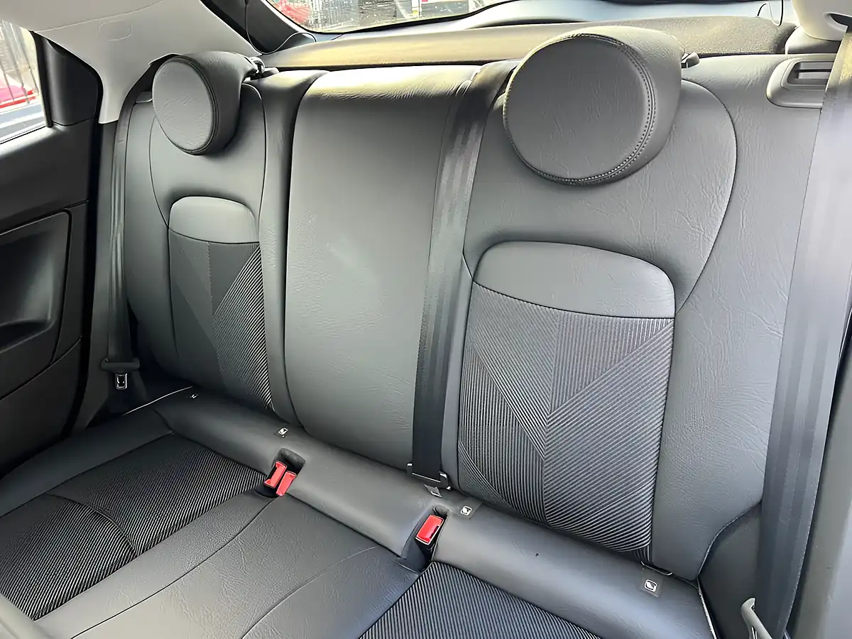 Used 2020 Fiat 500X Cross Plus Blue - Interior and Exterior details 16
