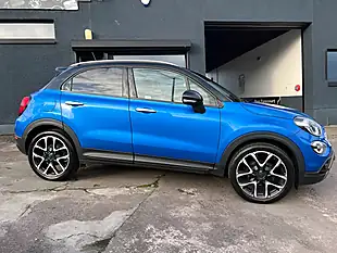 Used 2020 Fiat 500X Cross Plus Blue - Interior and Exterior details 3