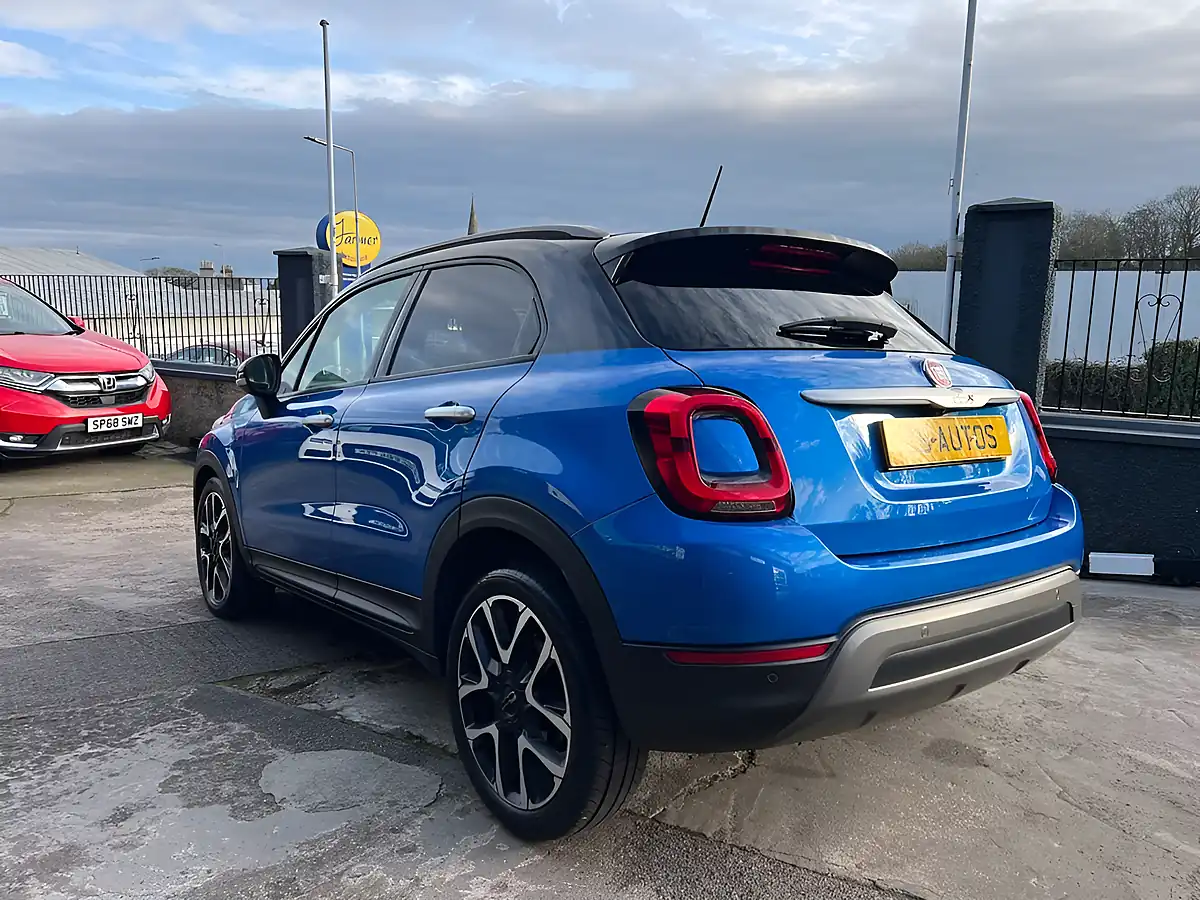 Used 2020 Fiat 500X Cross Plus Blue - Interior and Exterior details 6
