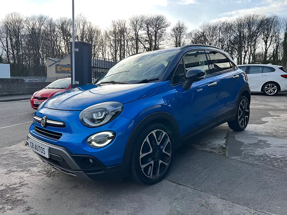 Used 2020 Fiat 500X Cross Plus Blue - Interior and Exterior details 8