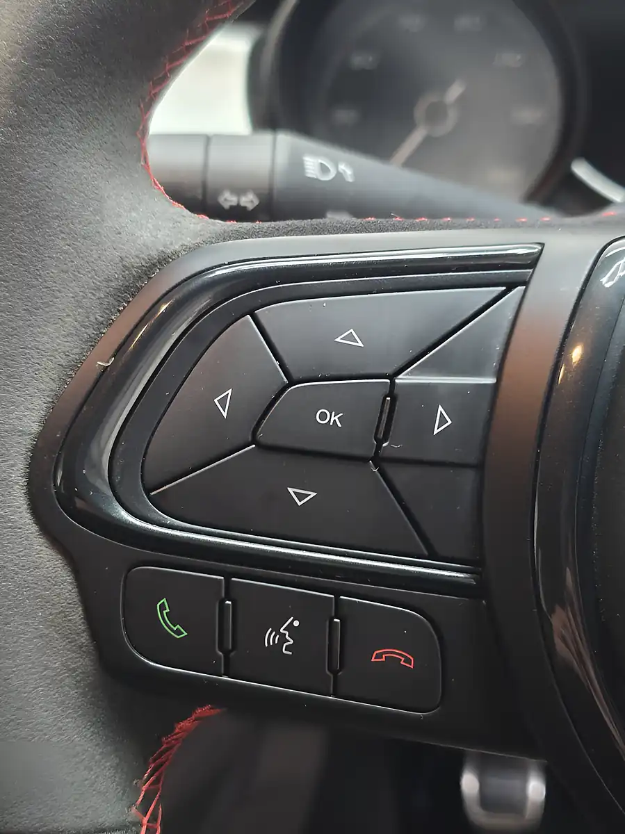 Used 2020 Fiat 500X Sport Blue - Interior and Exterior details 16