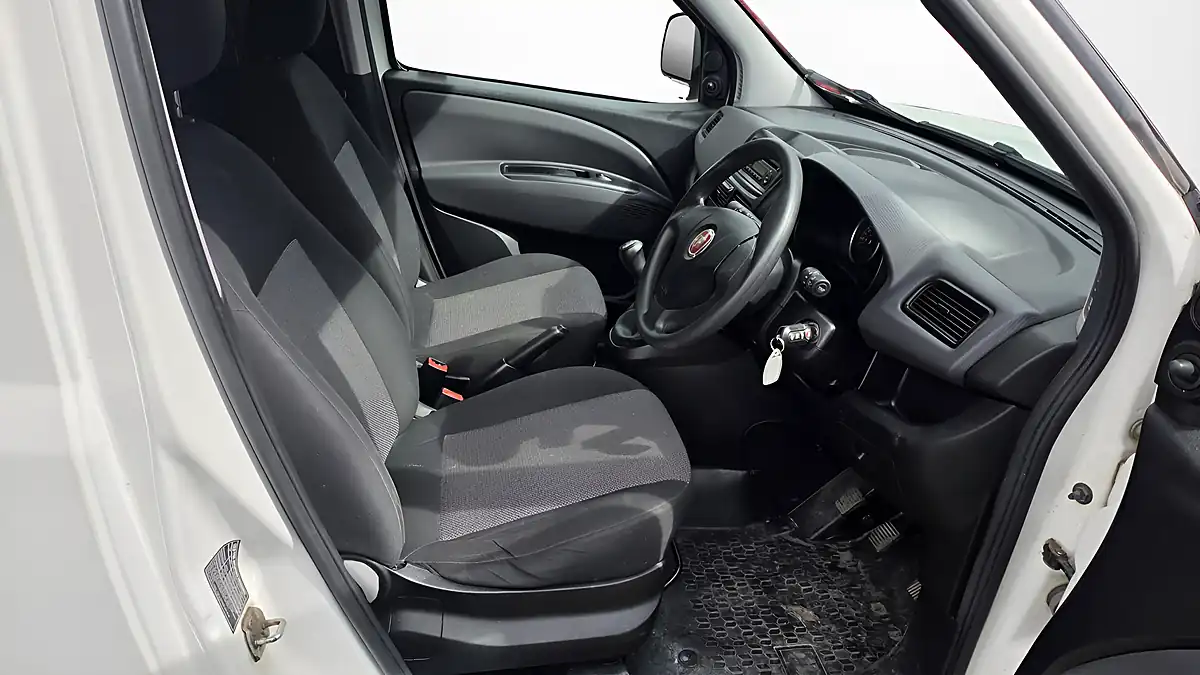 Used 2020 Fiat Doblo Cargo White - Interior and Exterior details 12