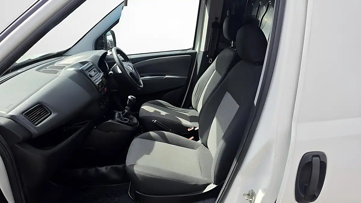 Used 2020 Fiat Doblo Cargo White - Interior and Exterior details 14