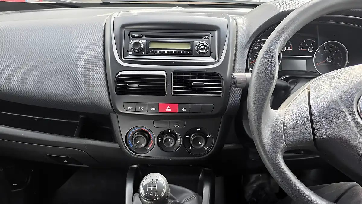 Used 2020 Fiat Doblo Cargo White - Interior and Exterior details 17