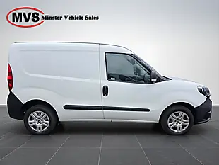 Used 2020 Fiat Doblo Cargo White - Interior and Exterior details 3